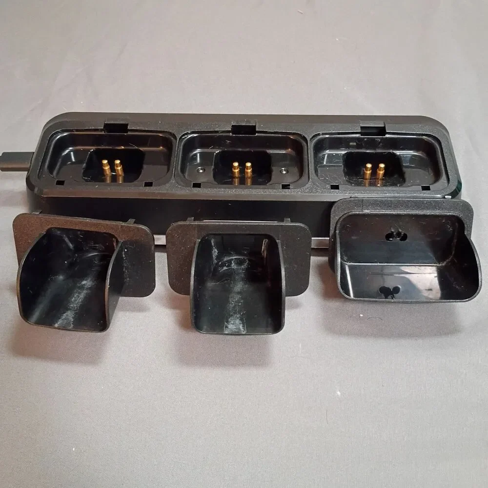 Wahl Power Station - Multi-Charge 3 Tools At Once Used